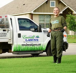 Home-hero-woman-with-truck