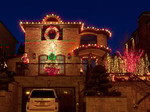 senske holiday lights installation in walla walla wa