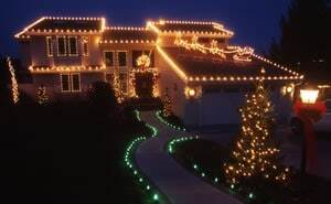 senske-holiday-lighting-areal