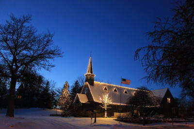 senske-holiday-lighting-church