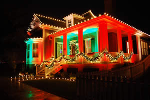 senske-holiday-lights-bright-red