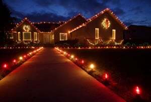 senske-holiday-lights-red-exterior